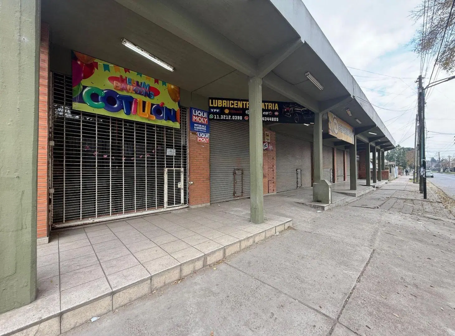 LOCAL COMERCIAL - GLEW - ALQUILER - EXCELENTE ZONA - 3