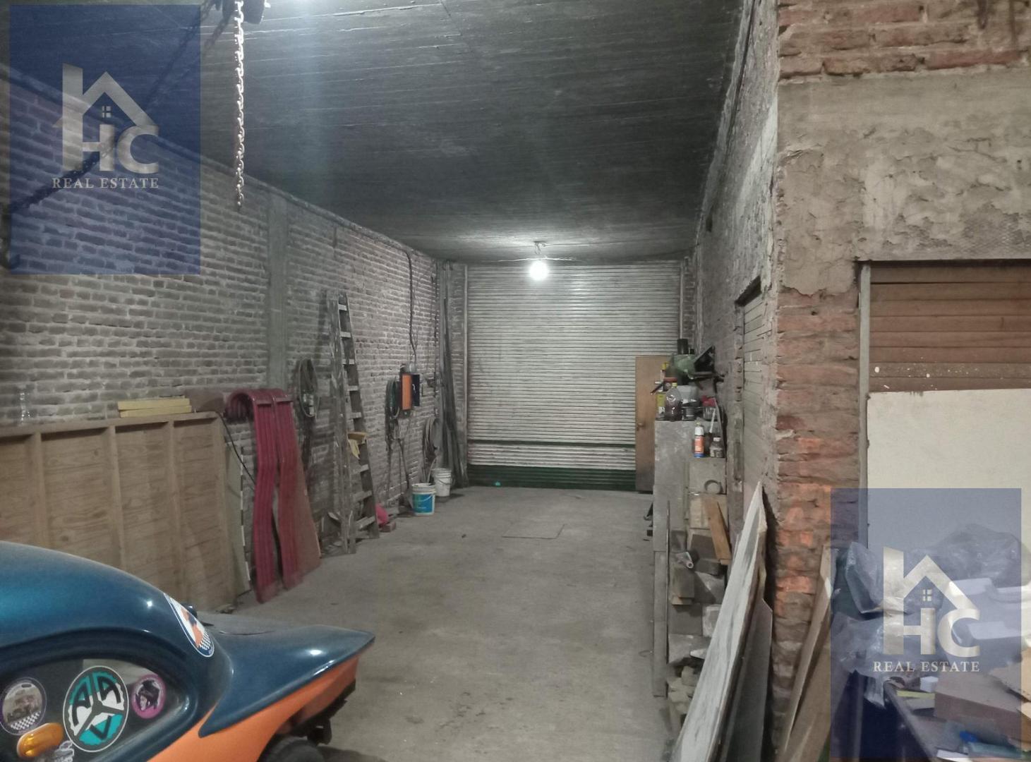 Foto de DEPOSITO Y LOCAL VENTA TURDERA FONDO LIBRE, imagen 1