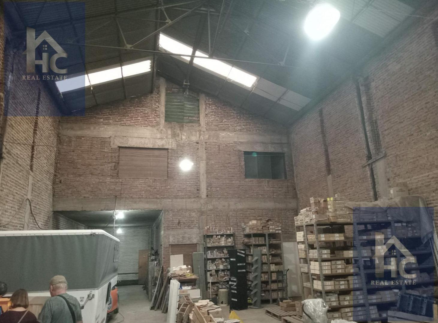 Foto de DEPOSITO Y LOCAL VENTA TURDERA FONDO LIBRE, imagen 4