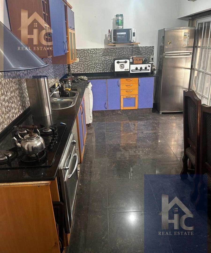 Foto de VENTA-DEPARTAMENTO-DOS AMBIENTES-VISTA-COCHERA-BALCON-TERRAZA-PISO, imagen 5