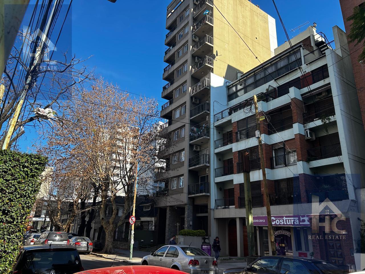 Foto de VENTA-DEPARTAMENTO-DOS AMBIENTES-VISTA-COCHERA-BALCON-TERRAZA-PISO, imagen 3