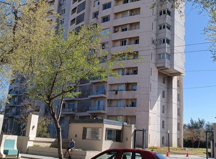 Departamento en Sexta Sección 5