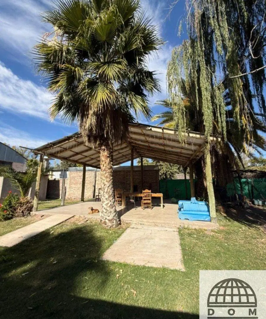 Casa + Galpon + Quincho con pileta en venta en Los Corralitos 5
