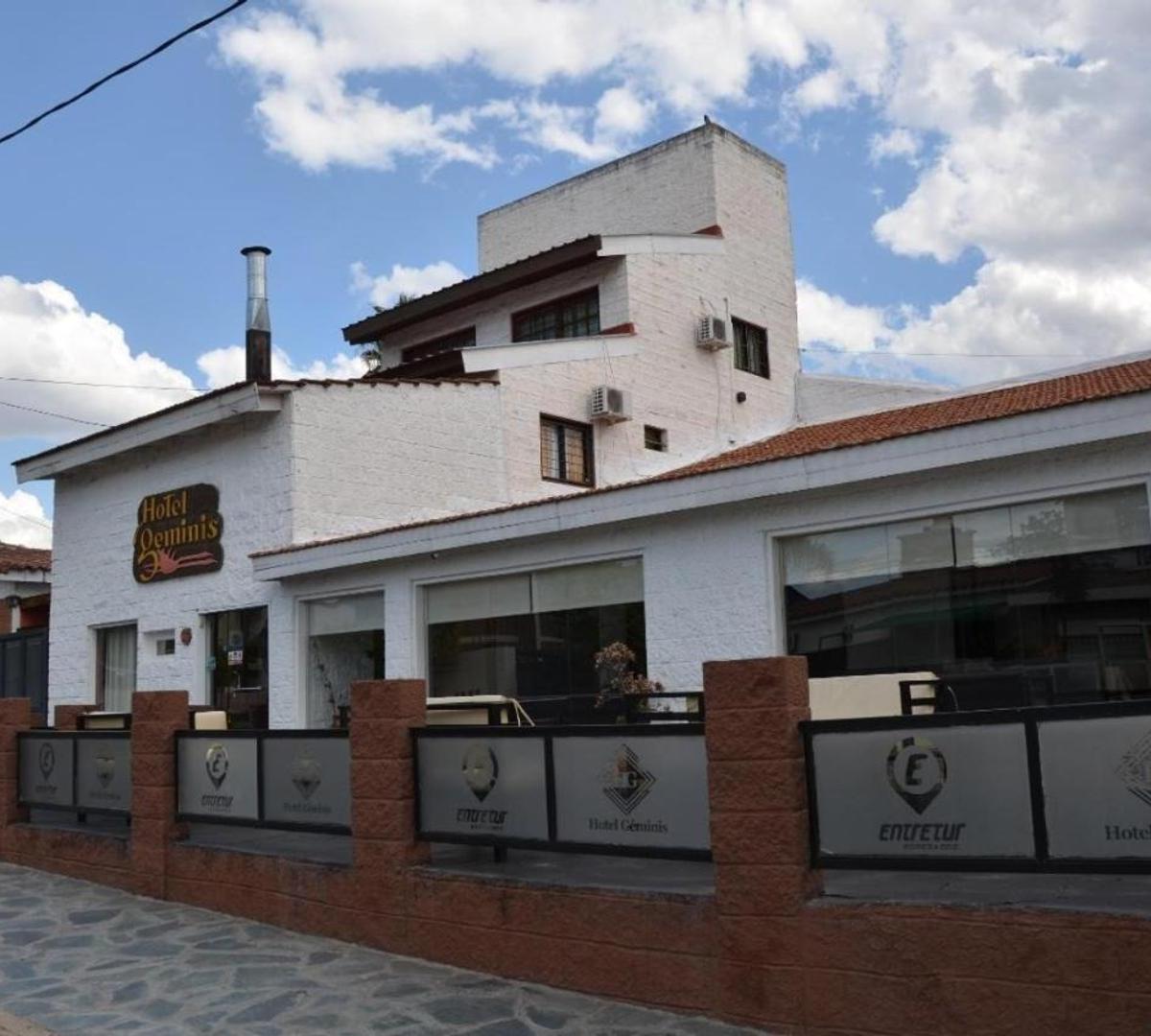 Se Vende Hotel en Villa Carlos Paz 1
