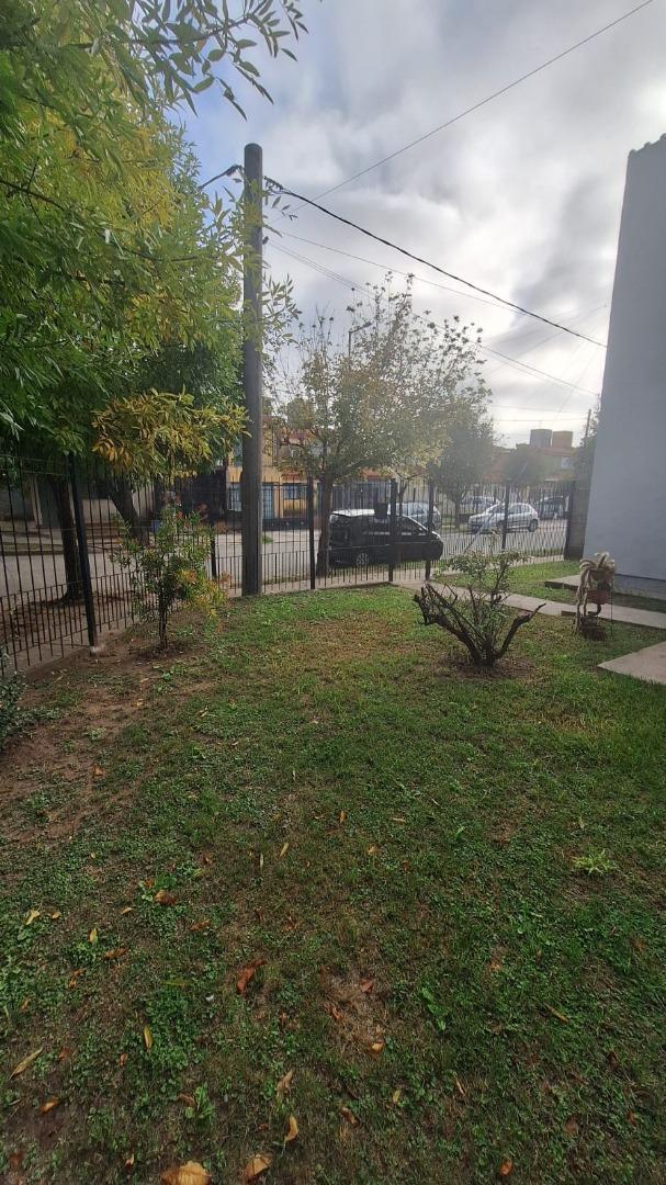 Casa a La Venta de 3 Habitaciones en Barrio Jardines del Sur 2