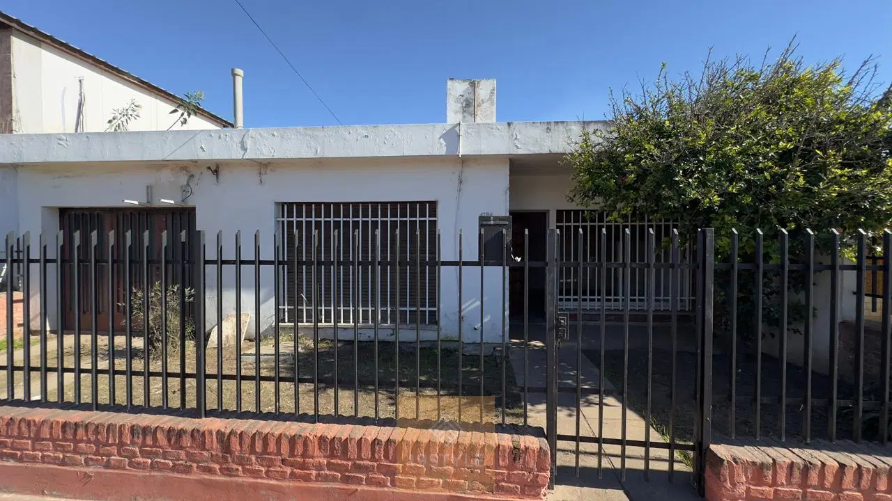 Casa de 2 habitaciones en barrio san lorenzo 2