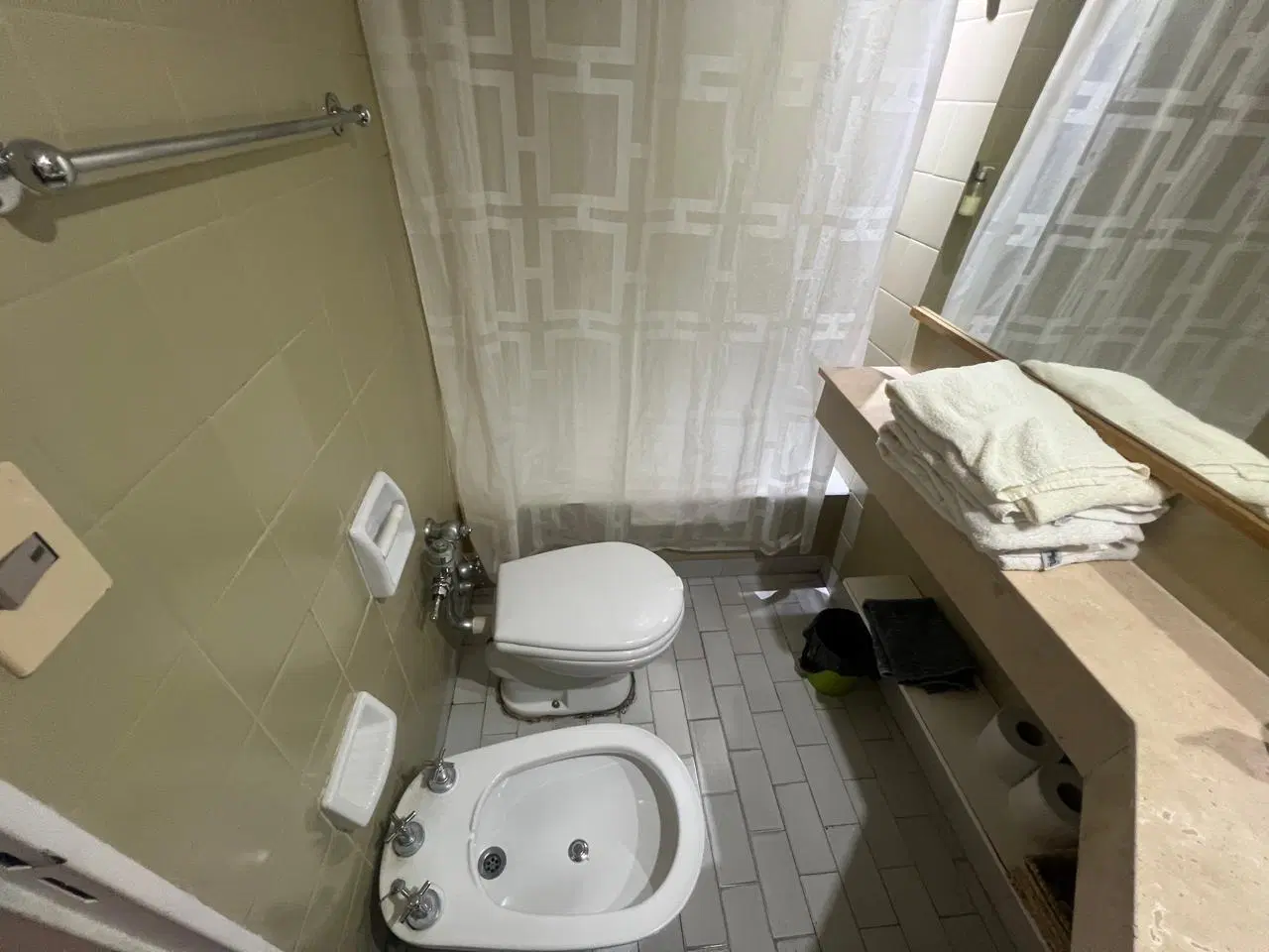 Monoambiente en Av Corrientes, a 2 cuadras del Obelisco. Ideal para Airbnb 2