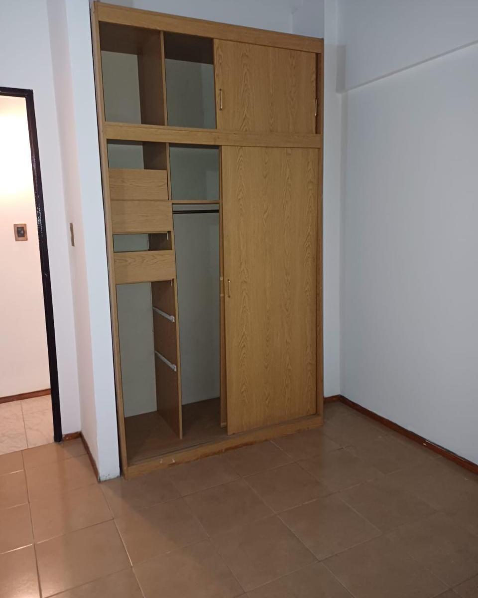Foto de Departamento de 65 m² con 3 ambientes en venta en Ituzaingó Norte, imagen 5