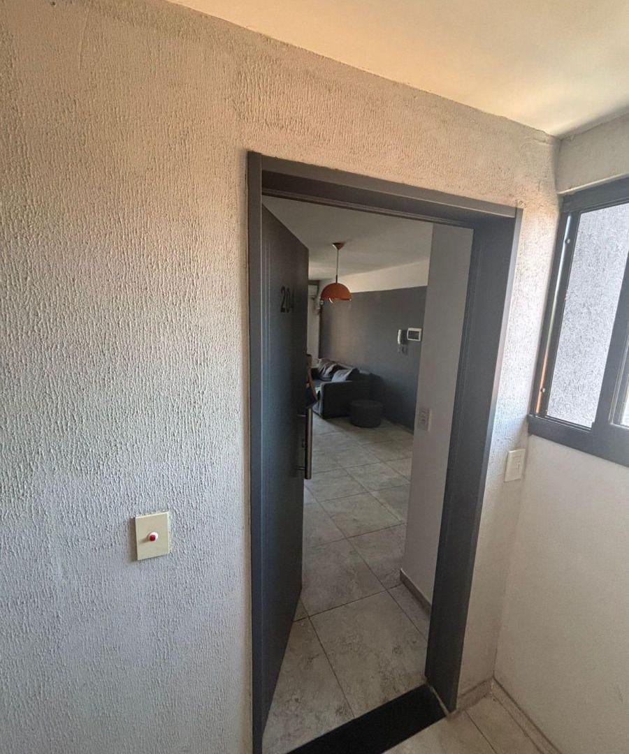 Foto de Departamento con 47 m² construidos, 1 dormitorio en venta en moron, imagen 5