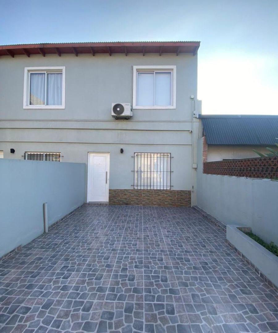 DUPLEX con 2 dormitorios de 118 m2 en venta en Castelar