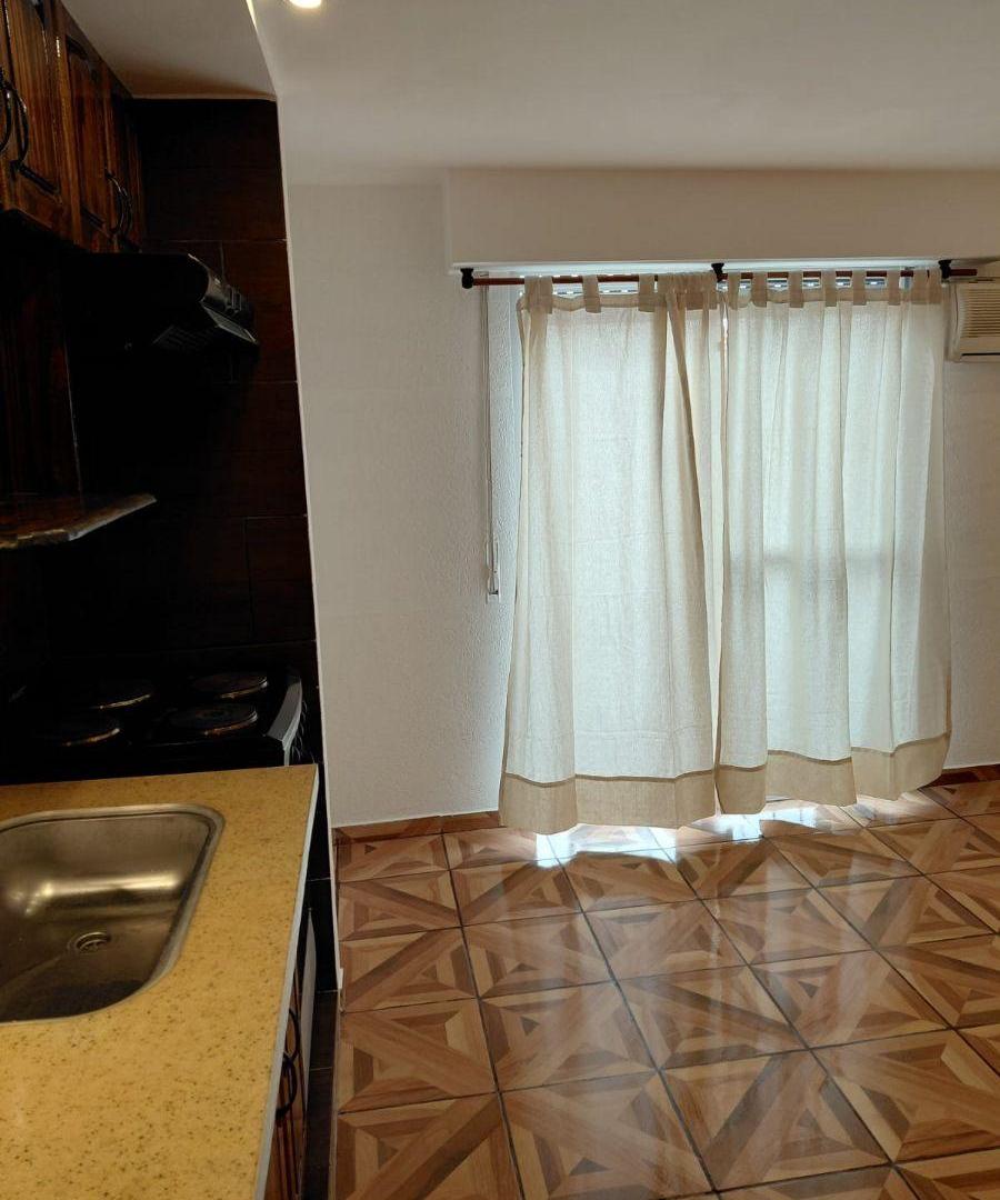 Foto de Departamento de 65 m² con 2 dormitorios en alquiler en Villa Tesei, imagen 2