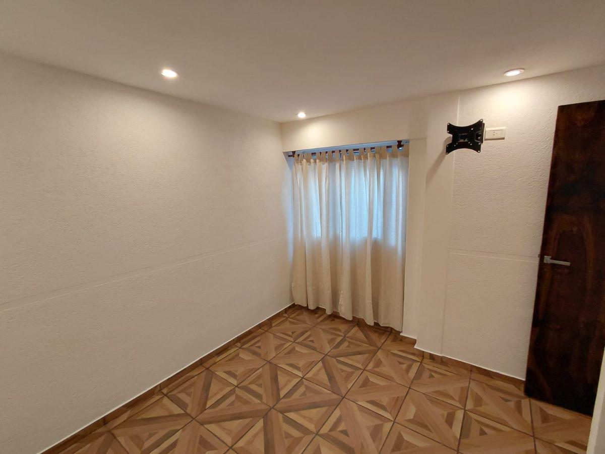 Foto de Departamento de 65 m² con 2 dormitorios en alquiler en Villa Tesei, imagen 3