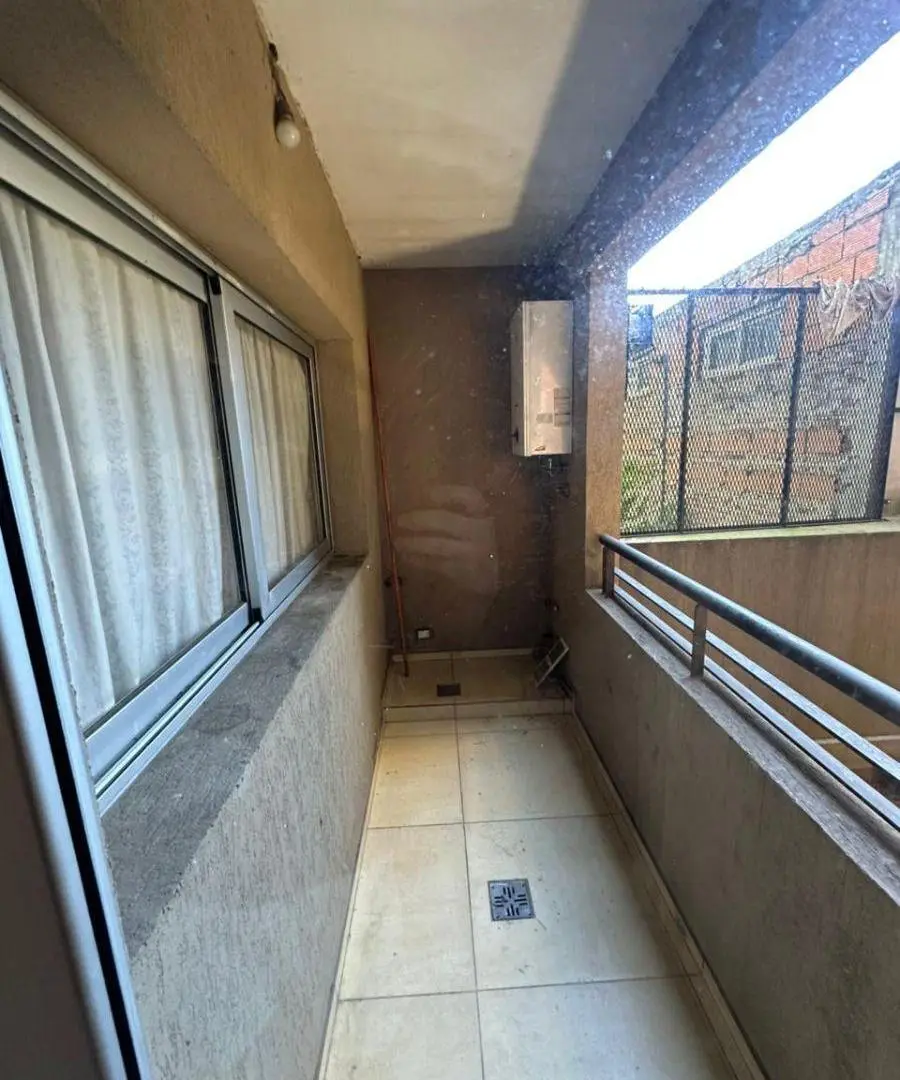 Departamento de 30 m² en alquiler en Morón 2