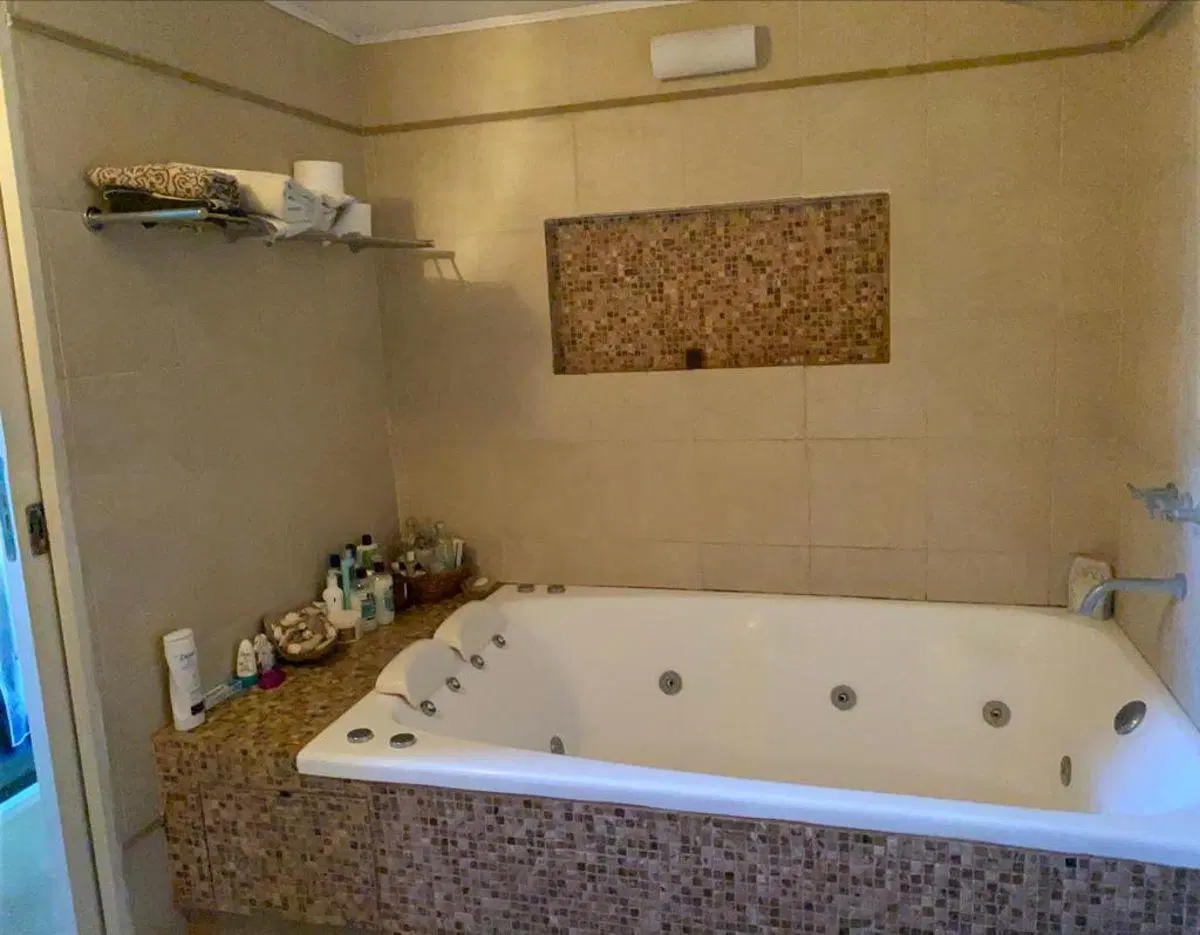 Excelente casa reciclada en Ituzaingo (financiación) 4