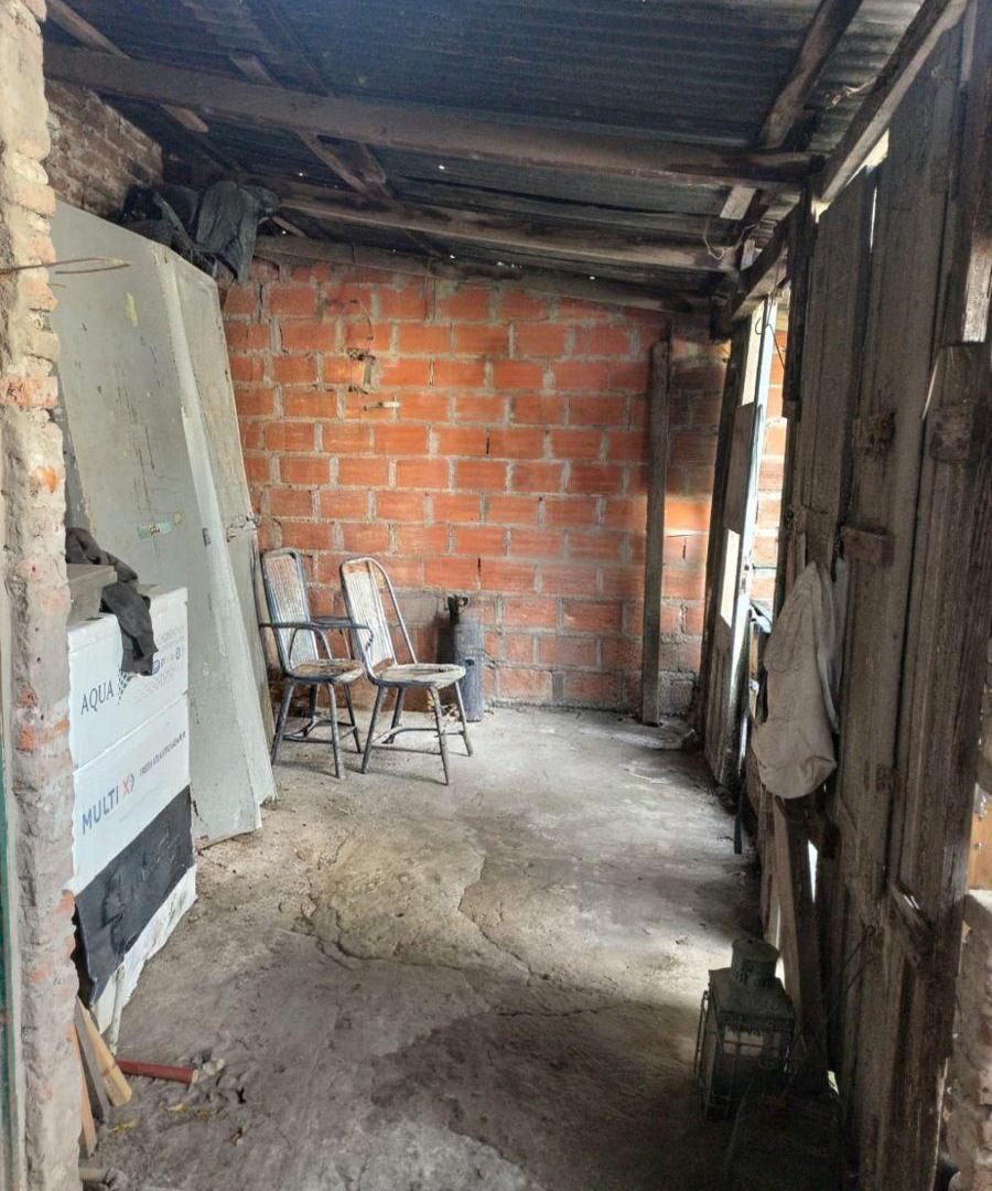 Foto de Casa de 240 m² lote propio en venta en Villa Udaondo, imagen 2