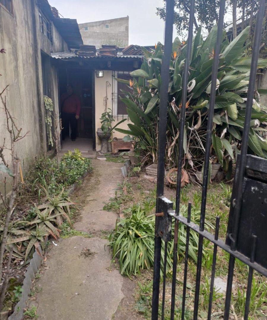 Foto de Venta 2 casas a refaccionar en Villa Udaondo, imagen 2