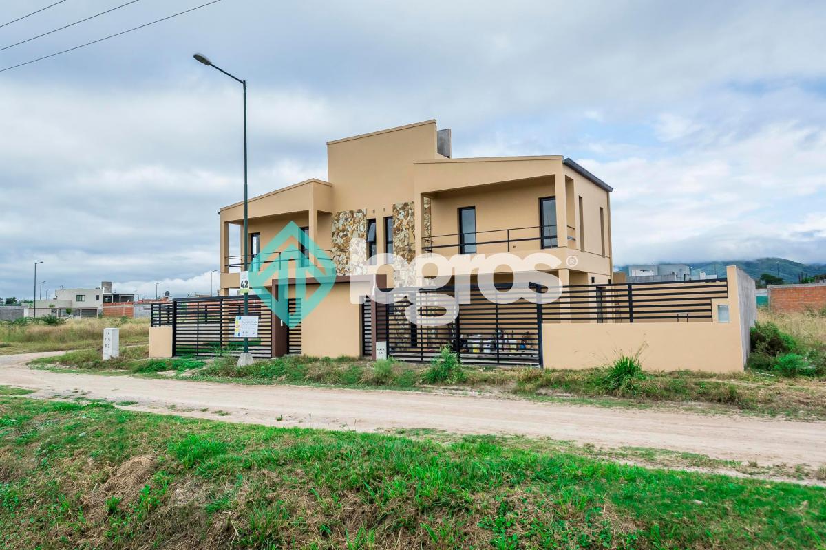 Dúplex en Venta en Vía Aurelia Salta 4