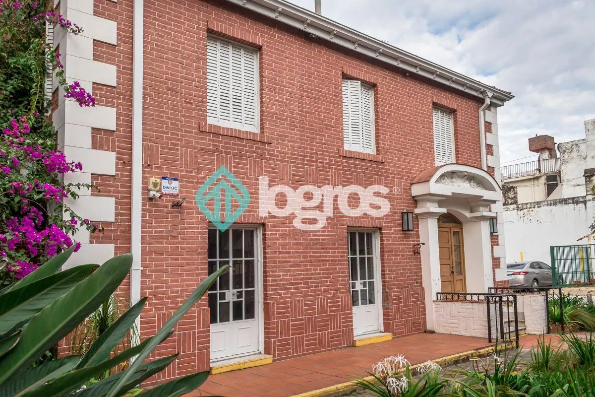 Casa en venta con valor arquitectónico y cultural en Macrocentro – Salta 4
