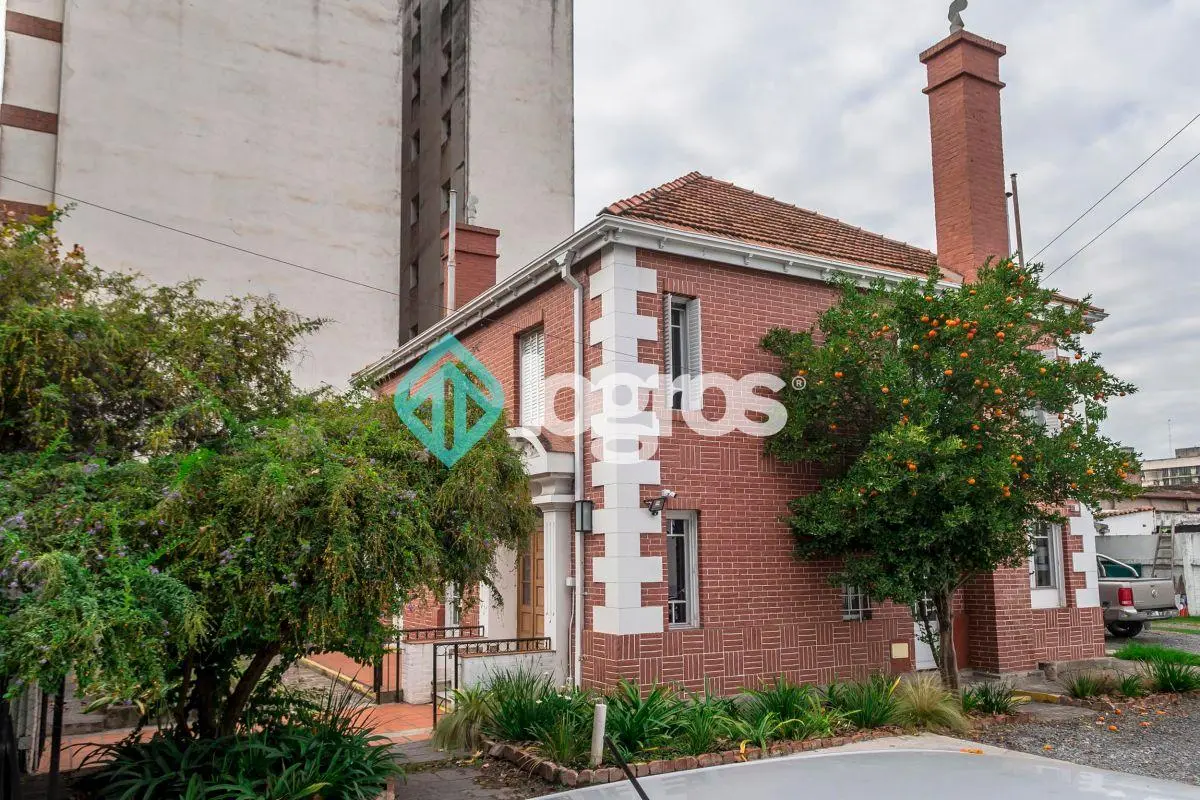 Casa en venta con valor arquitectónico y cultural en Macrocentro – Salta 3
