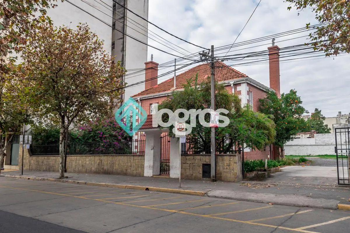 Casa en venta con valor arquitectónico y cultural en Macrocentro – Salta 2
