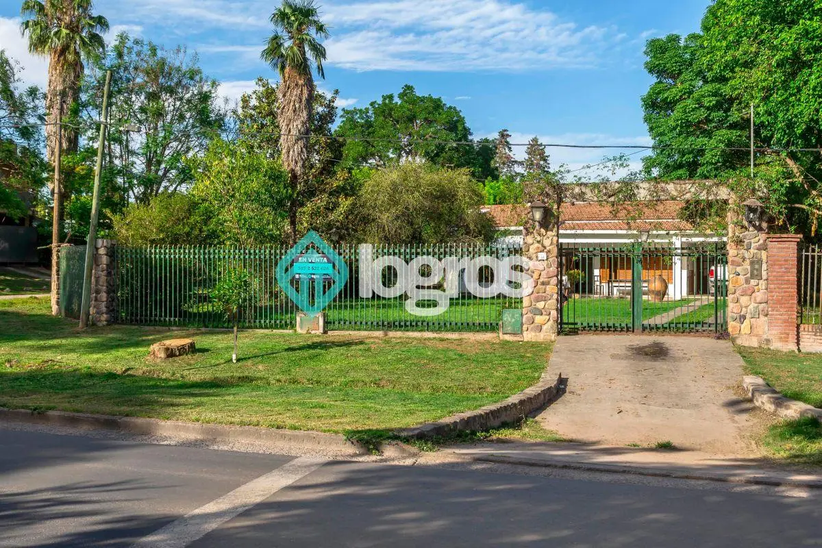 HERMOSA CASA EN VENTA – APTA CREDITO – SAN LORENZO, SALTA 3