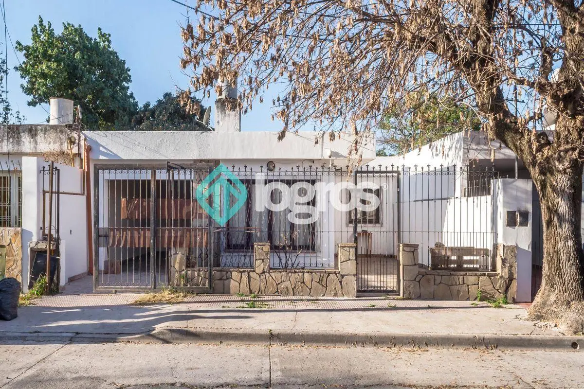 Casa en venta Barrio Universitario 1