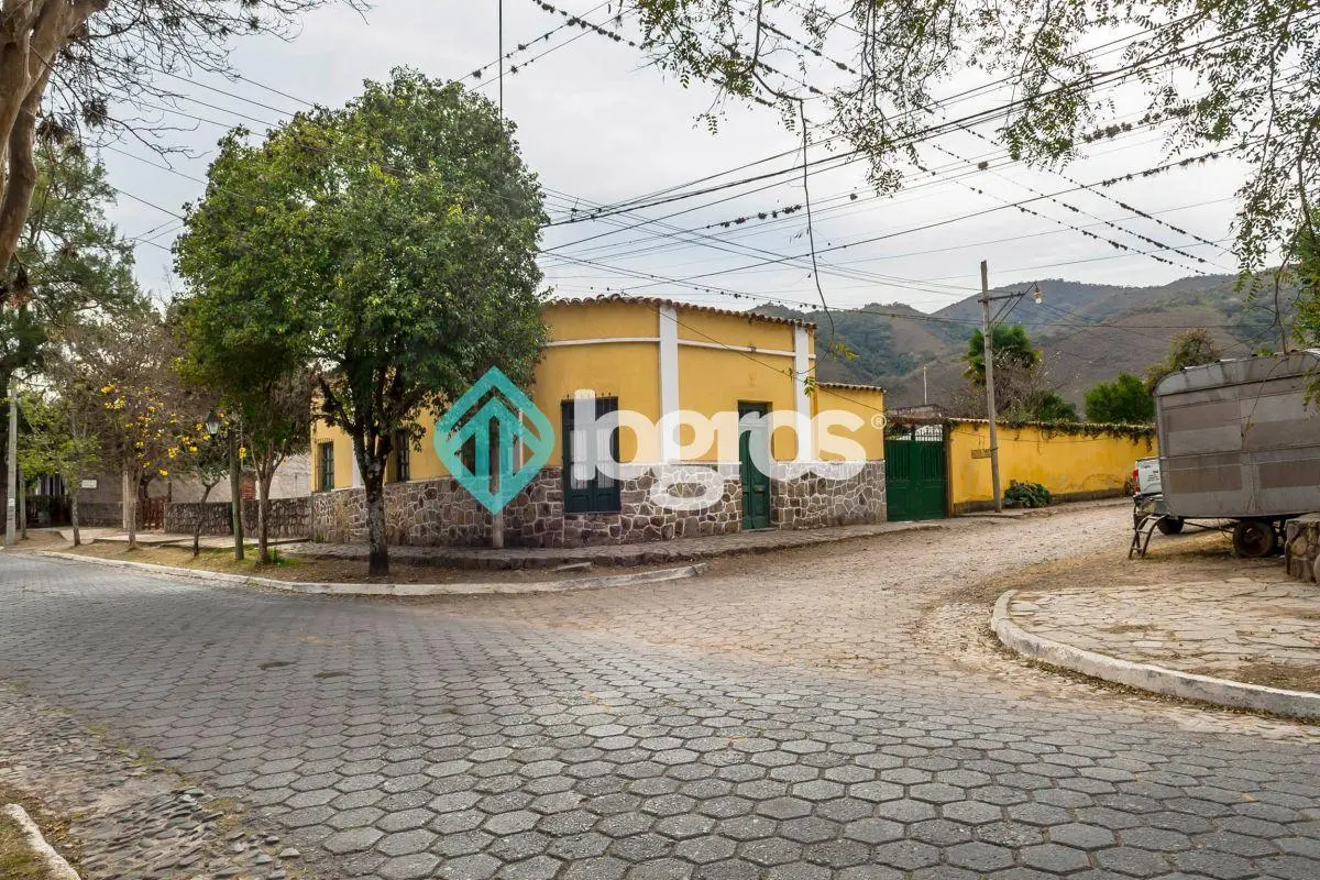 Casa en venta con cochera en La Caldera, Salta 2