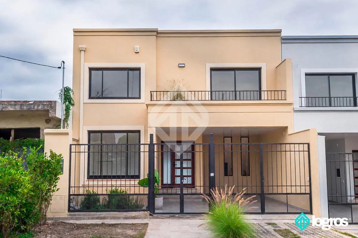 Casa en venta en Grand Bourg | Salta 2