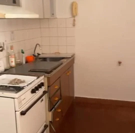 ALQUILER 63 1 Y 2 ZONA FACULTADES 5