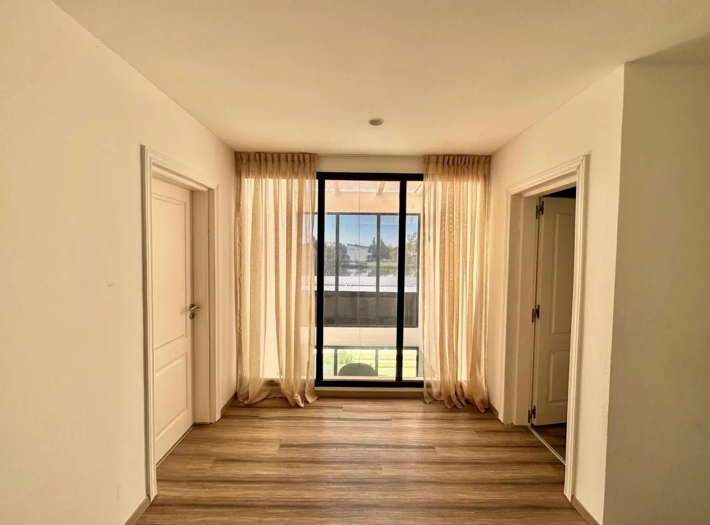 Venta Casa de Categoría en Berisso 4