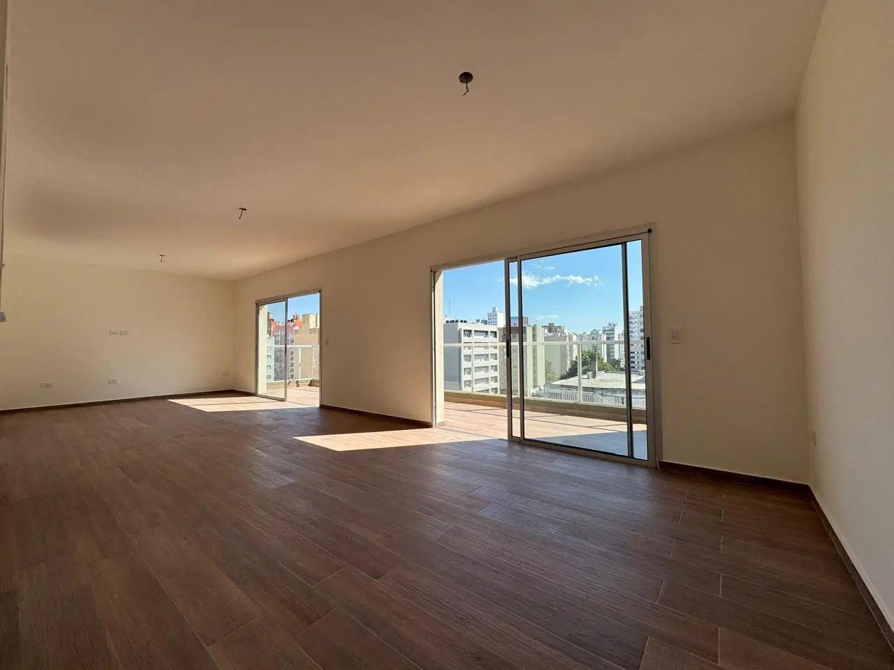 Duplex de categoría en VENTA 3