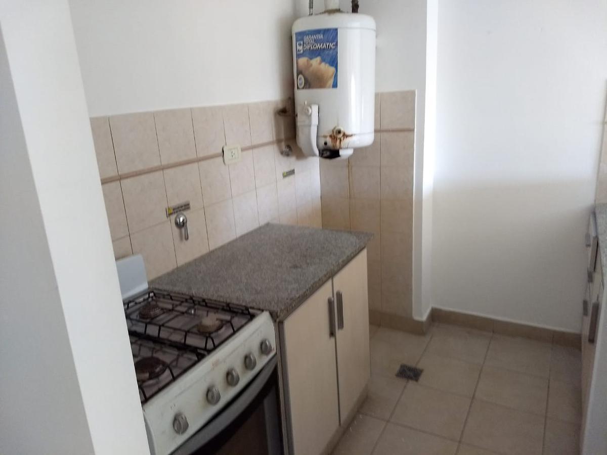 Foto de MONOAMBIENTE AV 7 63 Y 64, imagen 3