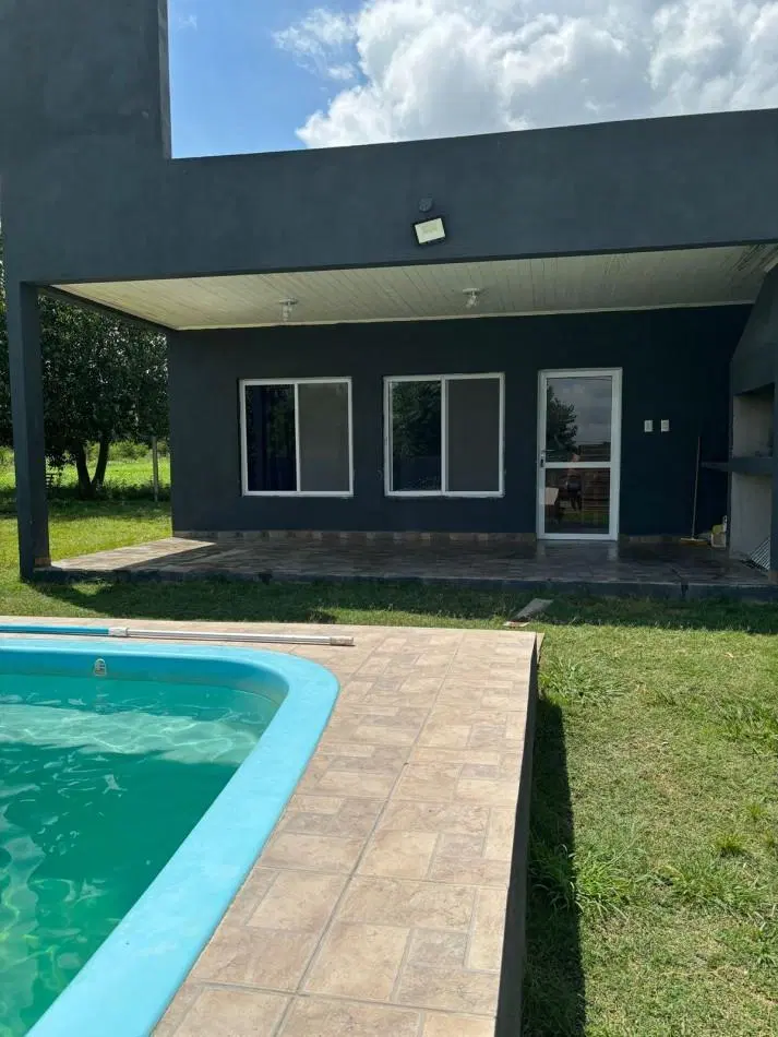 Se alquila casa quinta de manera permanente Colonia Nueva a metros de ruta 5