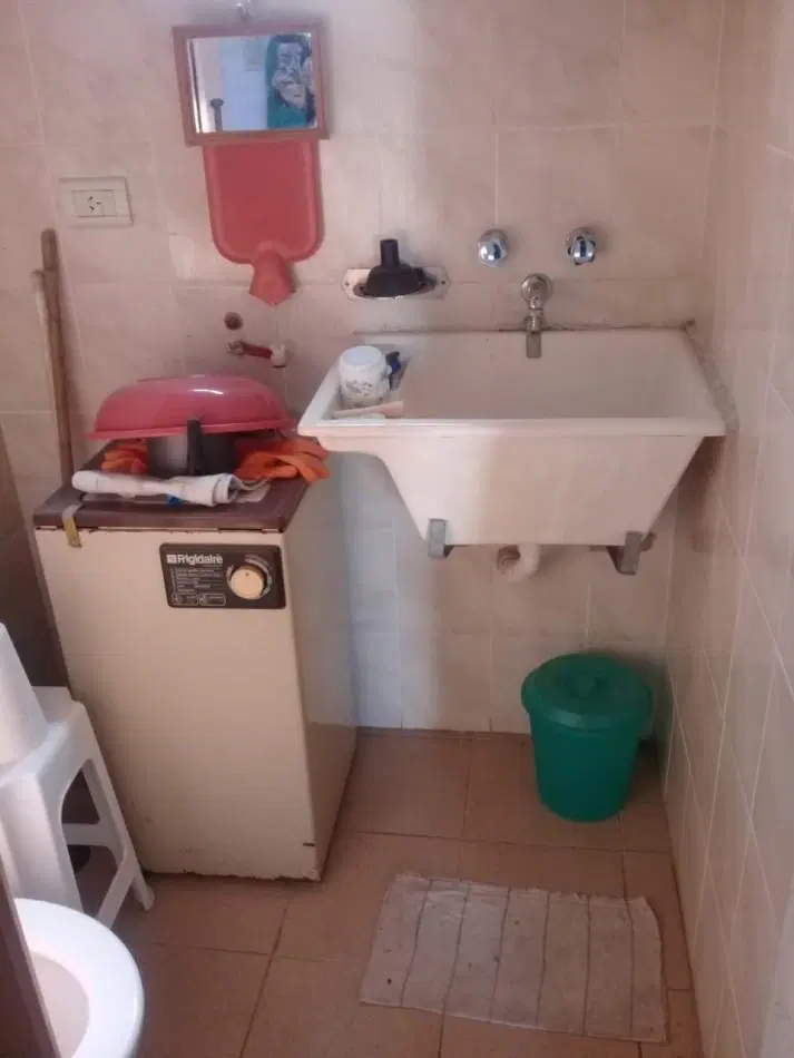 En venta oportunidad en zona sur Casa 1 dormitorio con cochera ideal inversion 4