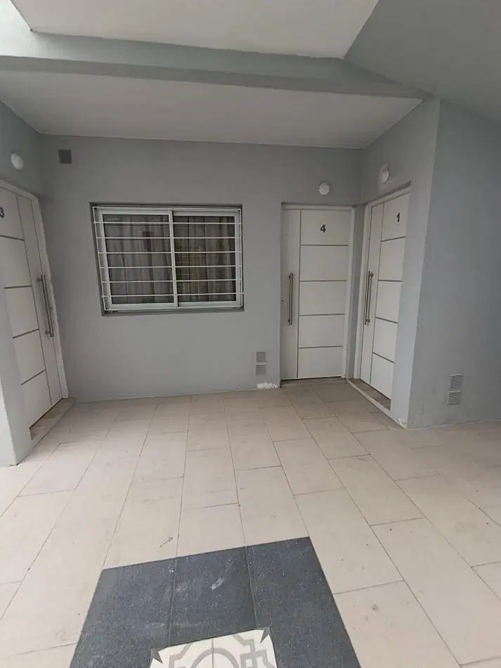 Se alquila departamento en planta alta a estrenar 1 dormitorio 2