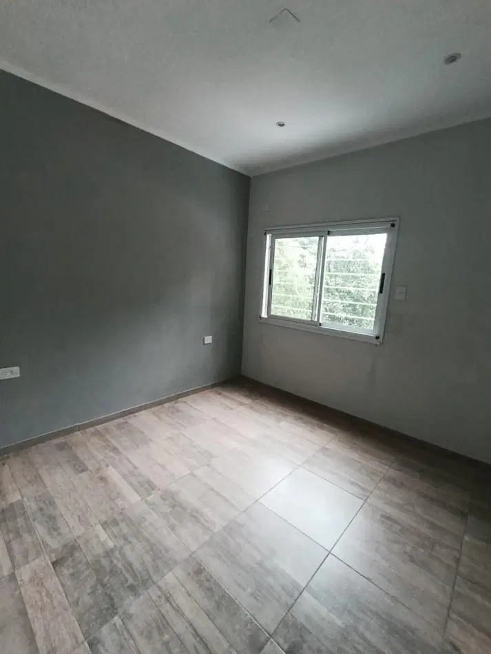 Se alquila departamento en planta alta a estrenar 1 dormitorio 4