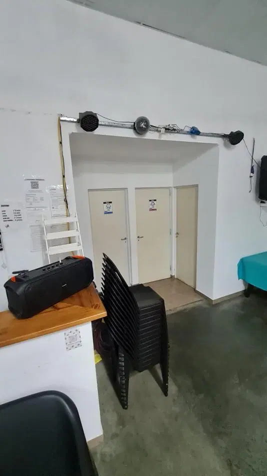 Oportunidad comercial en esquina - Salon de eventos + peluqueria 4