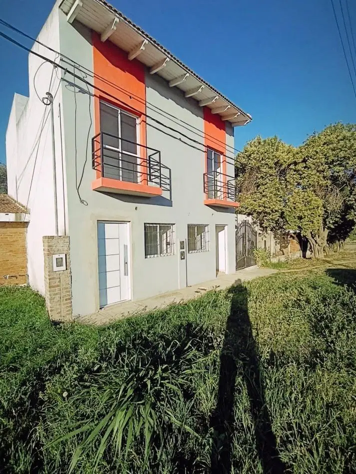Duplex en Venta Crisologo Larralde y Garrigo 2