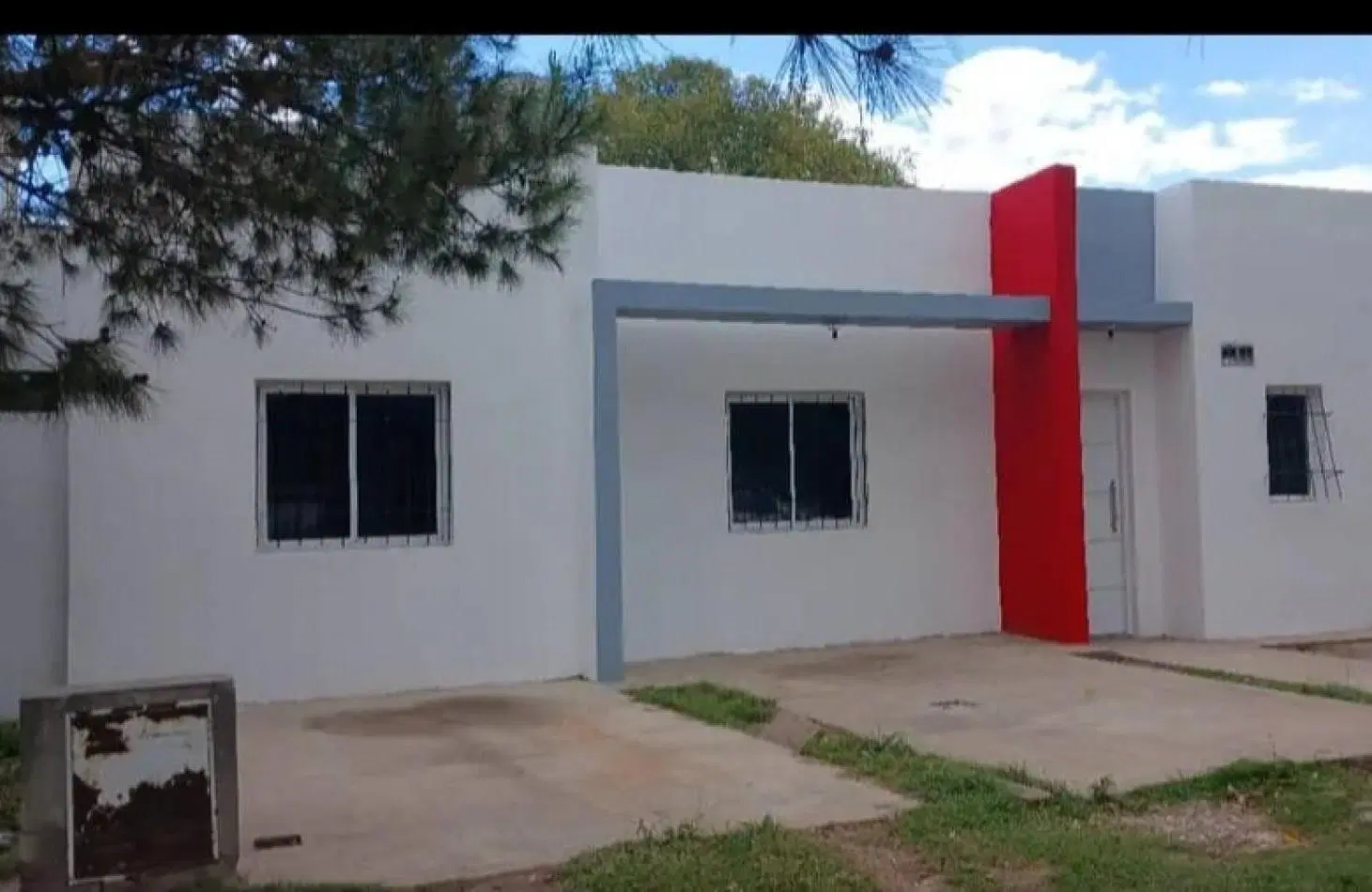 Amplia y moderna casa en calle Garrigo. 1