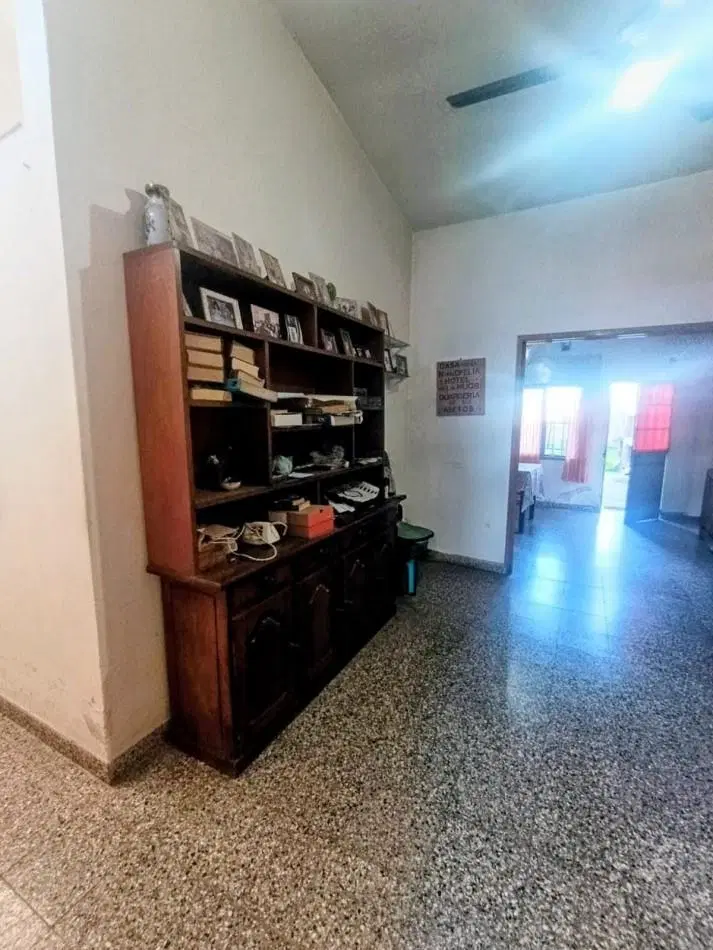 En venta casa 3 dormitorios en principal avenida de la ciudad zona Sur apta credito hipotecario 2