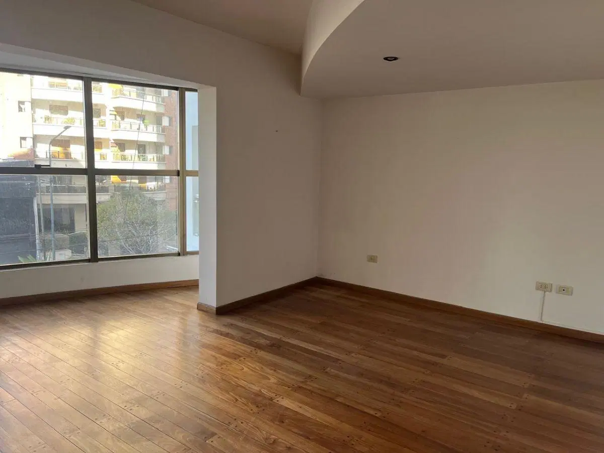 PISO EN VENTA 3 DORMITORIOS CON COCHERA EN AVENIDA 44 4