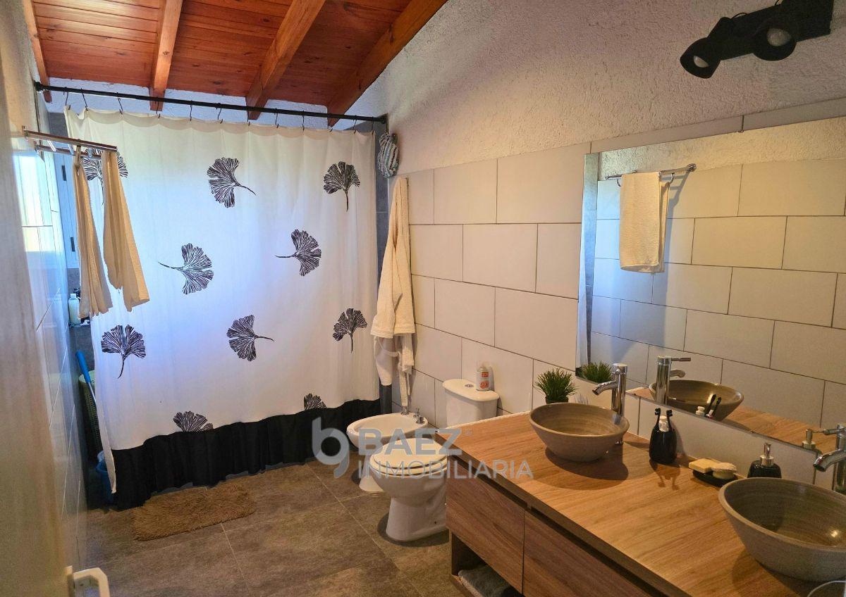 Foto de Casa en venta de 3 ambientes – Barrio Los Ciruelos - Santa Rosa de, imagen 1