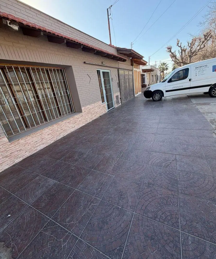 Maipu, amplia casa en alquiler! 1
