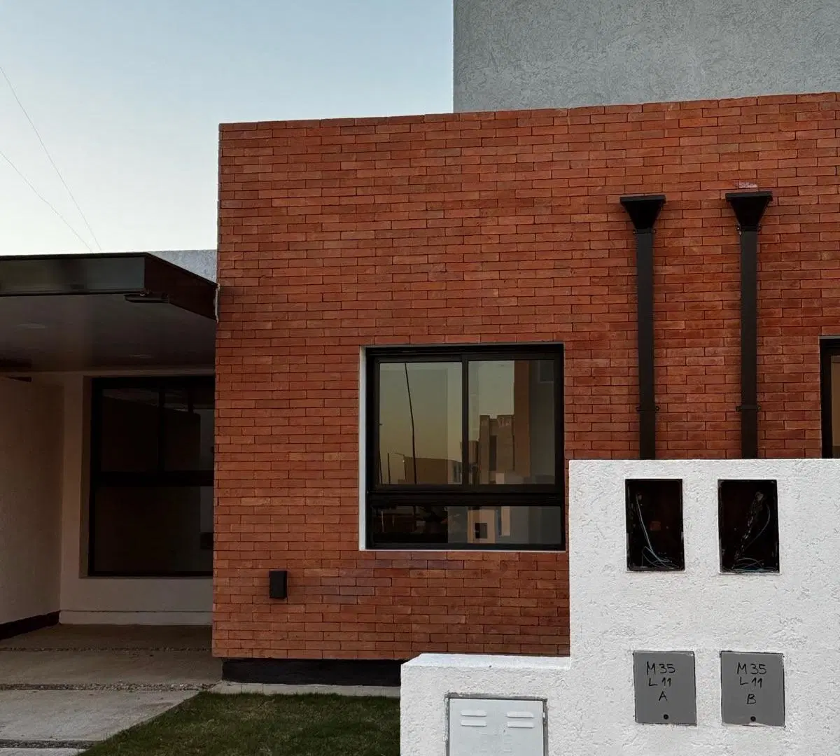Espectacular duplex en Brisas de Manantiales 5