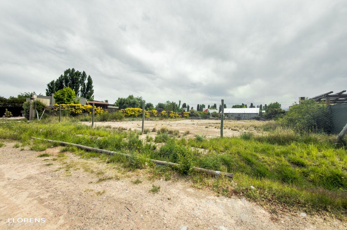 Lote de 1008m2 en Venta en Barrio cerrado Don David - Vistalba