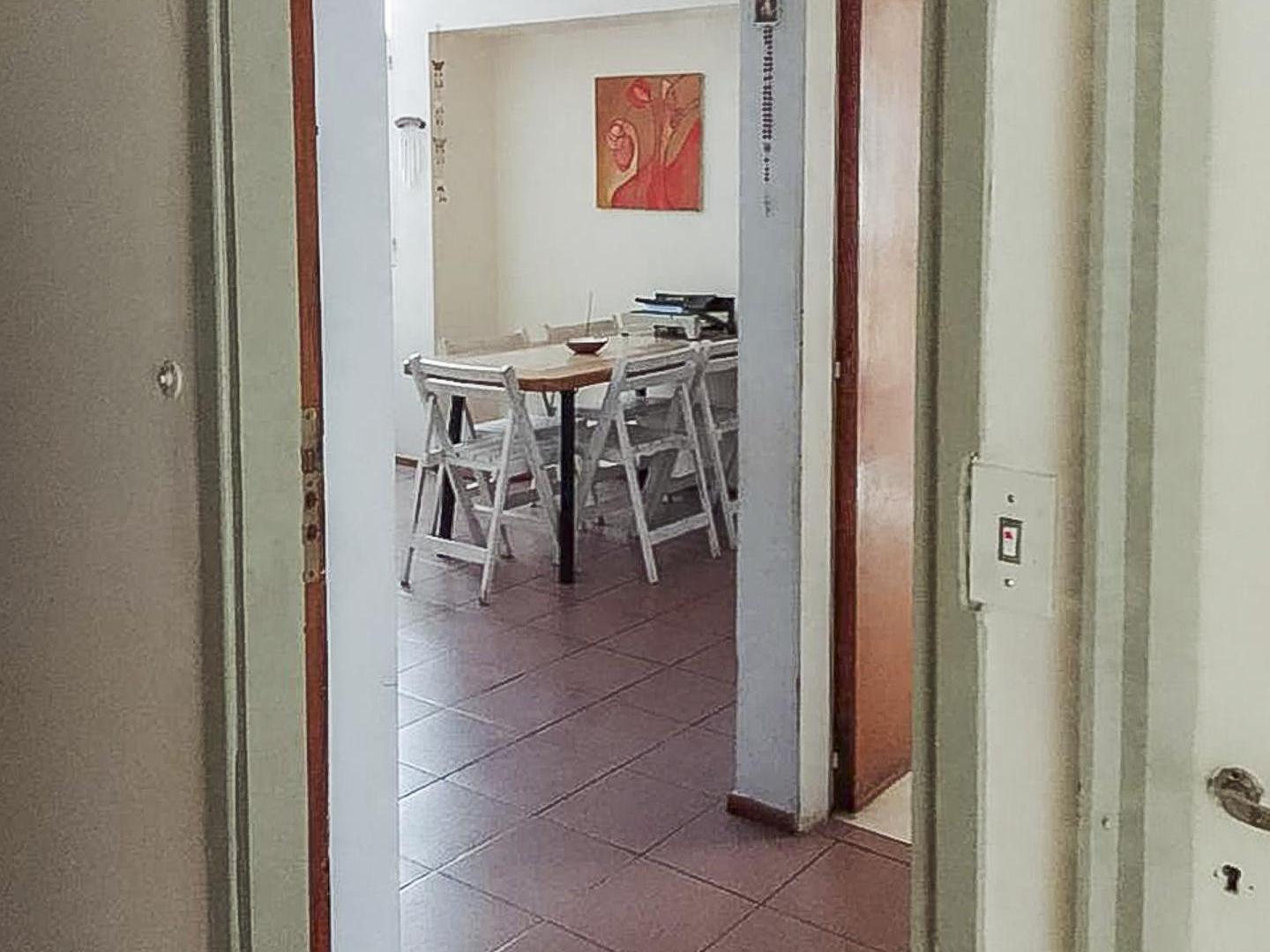 Departamento de 2 Dormitorios en Venta sobre calle San Martin, Godoy Cruz