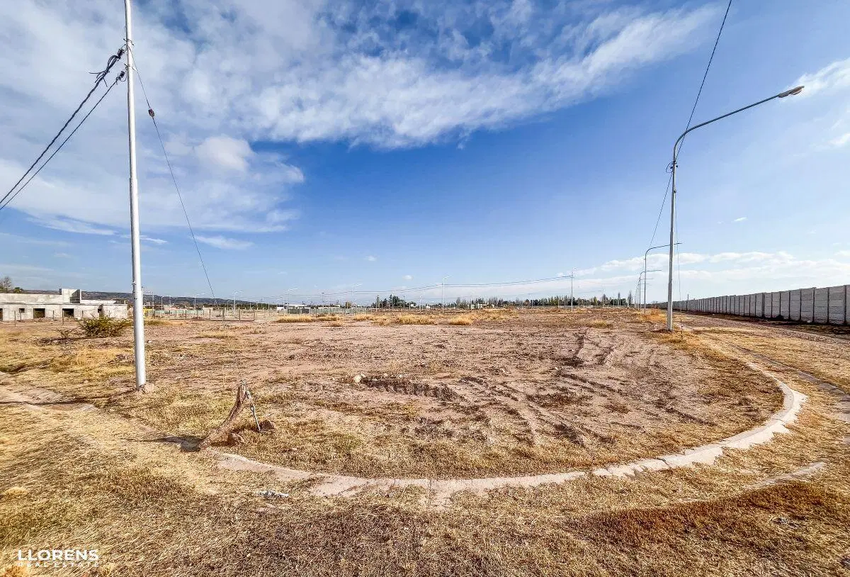 Lote en Venta en B. Privado Distrito Azcuénaga - 411 m² 2