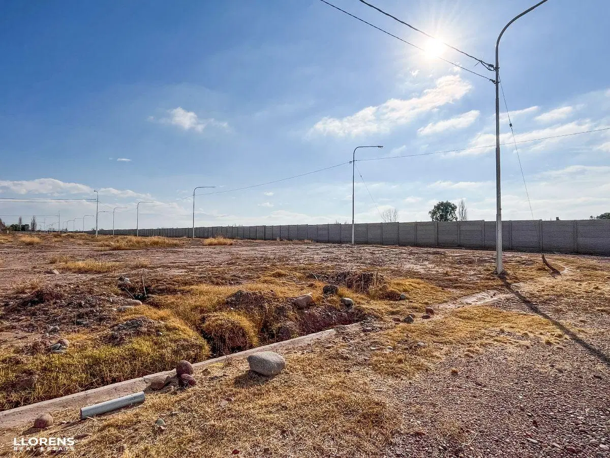 Lote en Venta en B. Privado Distrito Azcuénaga - 411 m² 3