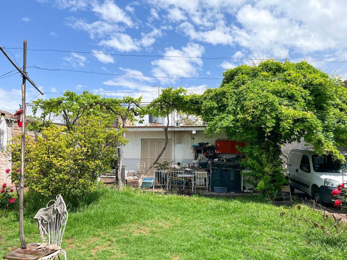 Foto de Casa en Venta en calle Ozamis de 3 Dormitorios y 2 baños, Maipu, imagen 1