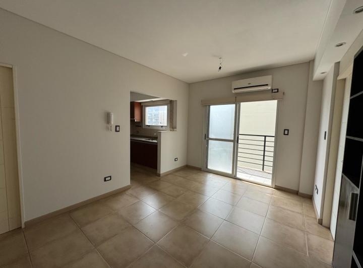 ALQUILER  Departamento 2 ambientes Excelente ubicación 1